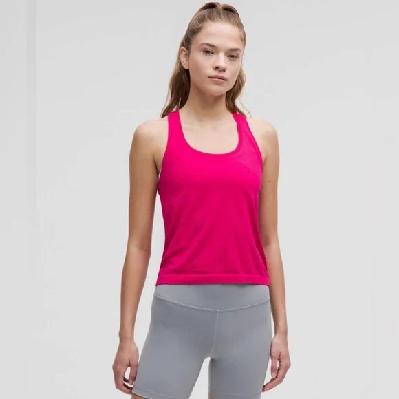 Lululemon Swiftly Tech Racerback Tank Top Waist Length, Passionate Size 8 - Picture 4 of 5
